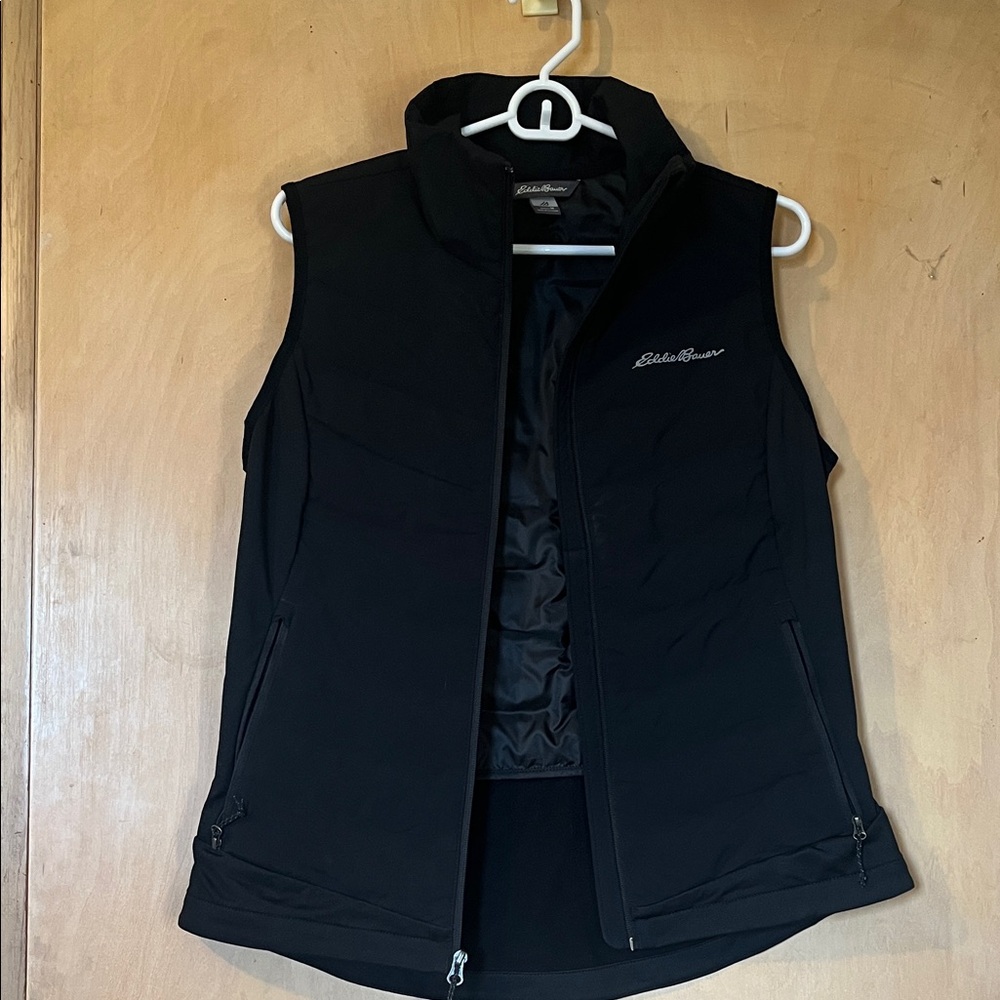 Eddie Bauer Midnight Black Sleeveless Jacket